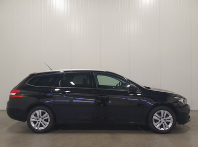 Peugeot 308 SW 1.2 PureTech Blue Lease Executive NAVI/PANO/PDC/CLIMA/LMV