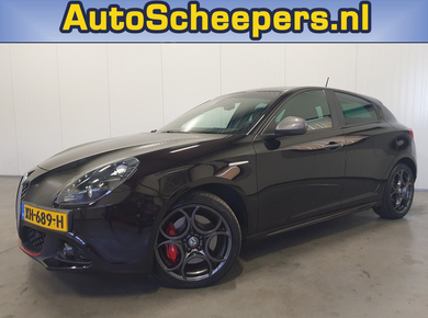 Alfa Romeo Giulietta 1.4 Turbo MultiAir Super LEDER/PDC/NAVI/CRUISE/CLIMA/LMV