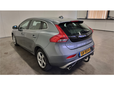 Volvo V40 2.0 D2 R-Design Business LEDER/TREKH./STOELVERW./PDC/NAVI/CLIMA/CRUISE