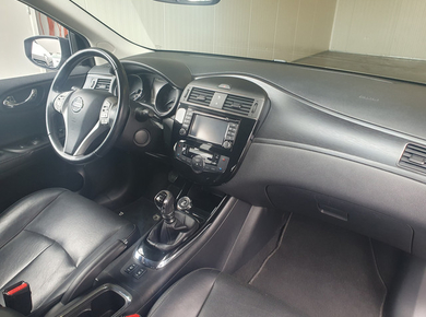 Nissan Pulsar 1.5 dCi Tekna NAVI/LED/LEDER/STOELVERW/LMV