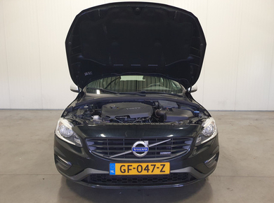 Volvo V60 1.6 T3 R-Design NAVI/PDC/TRHAAK/CRUISE/LMV