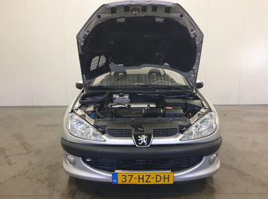 Peugeot 206 CC 2.0-16V EL.PAKKET/LMV/AUDIO