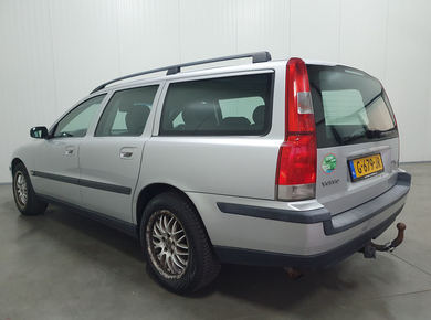 Volvo V70 2.4 AIRCO/CRUISE/LMV