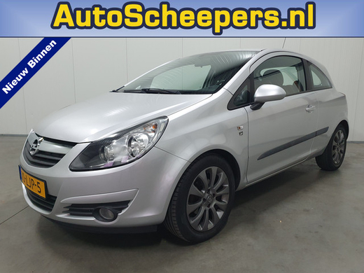 Opel Corsa 1.2-16V '111' Edition AIRCO/CRUISE/LMV