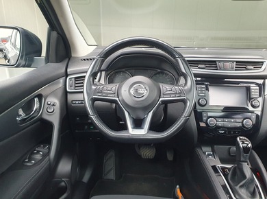 Nissan QASHQAI 1.2 N-Connecta PANO/NAVI/CAMERA/CRUISE/CLIMA/LMV