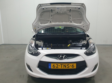 Hyundai ix20 1.4i i-Vision PANO/TR.HAAK/CRUISE/CLIMA/LMV