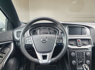 Volvo V40 1.5 T3 Polar+ Sport PANO/NAVI/CRUISE/CLIMA/LMV